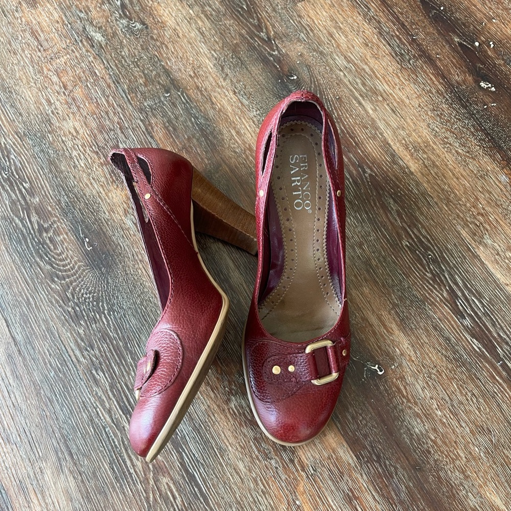 Very cute and 100% leather size 8 medium - Picture 2 of 5
